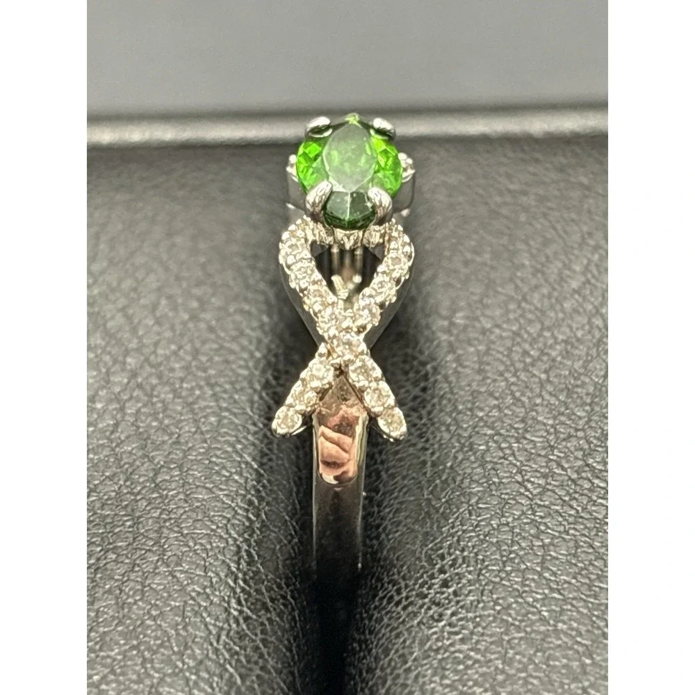 EUC Sterling Silver Chrome Diopside Ring Size 9 F9